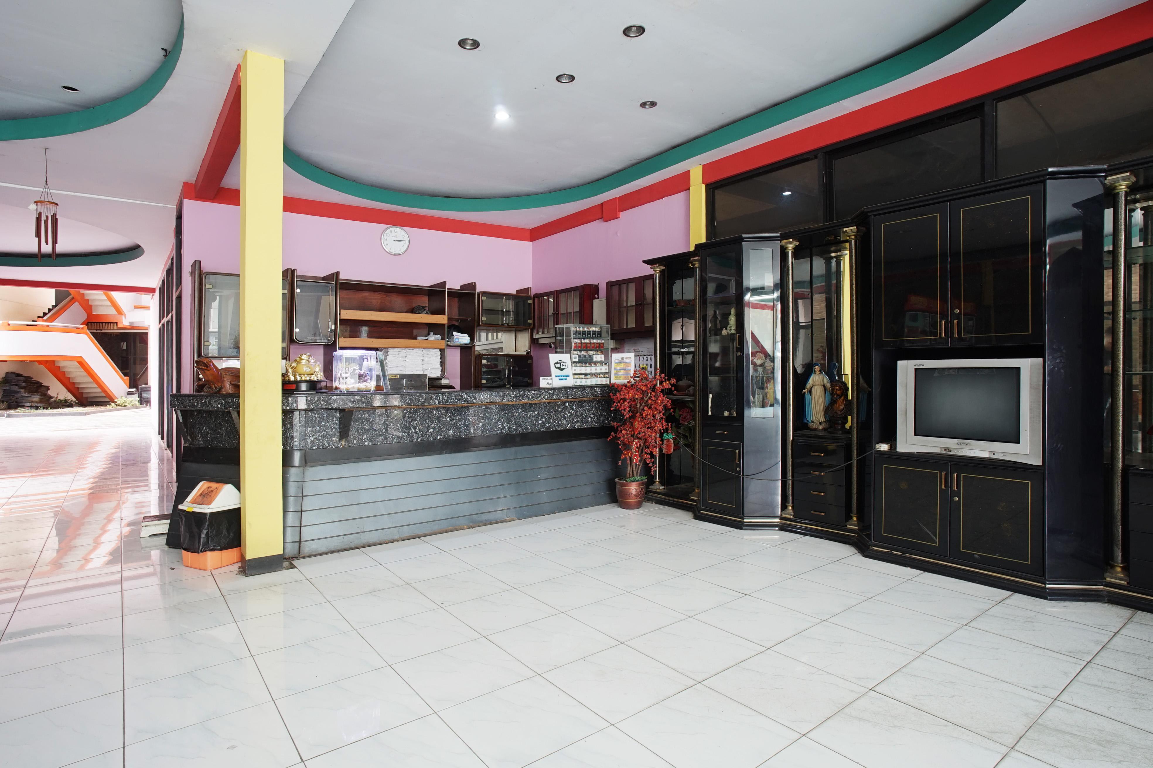 Hotel Bandung Permai Extérieur photo